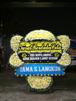 Papan Bunga Duka di Dayun